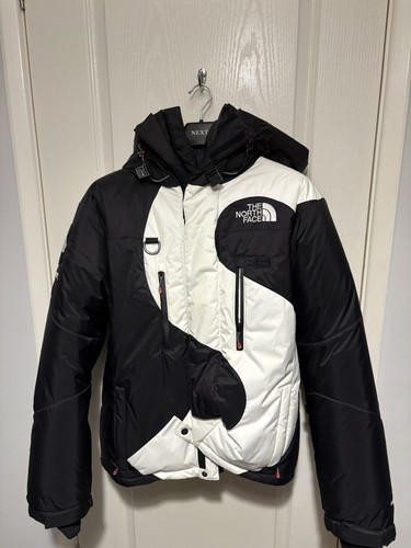The north face supreme - the,