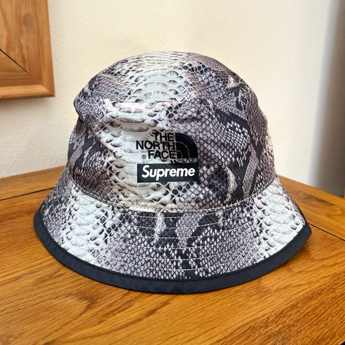 Supreme the north - supreme,